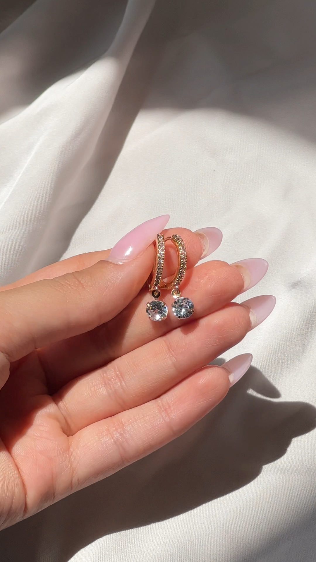 Addict Drop Diamond Treasure Earrings