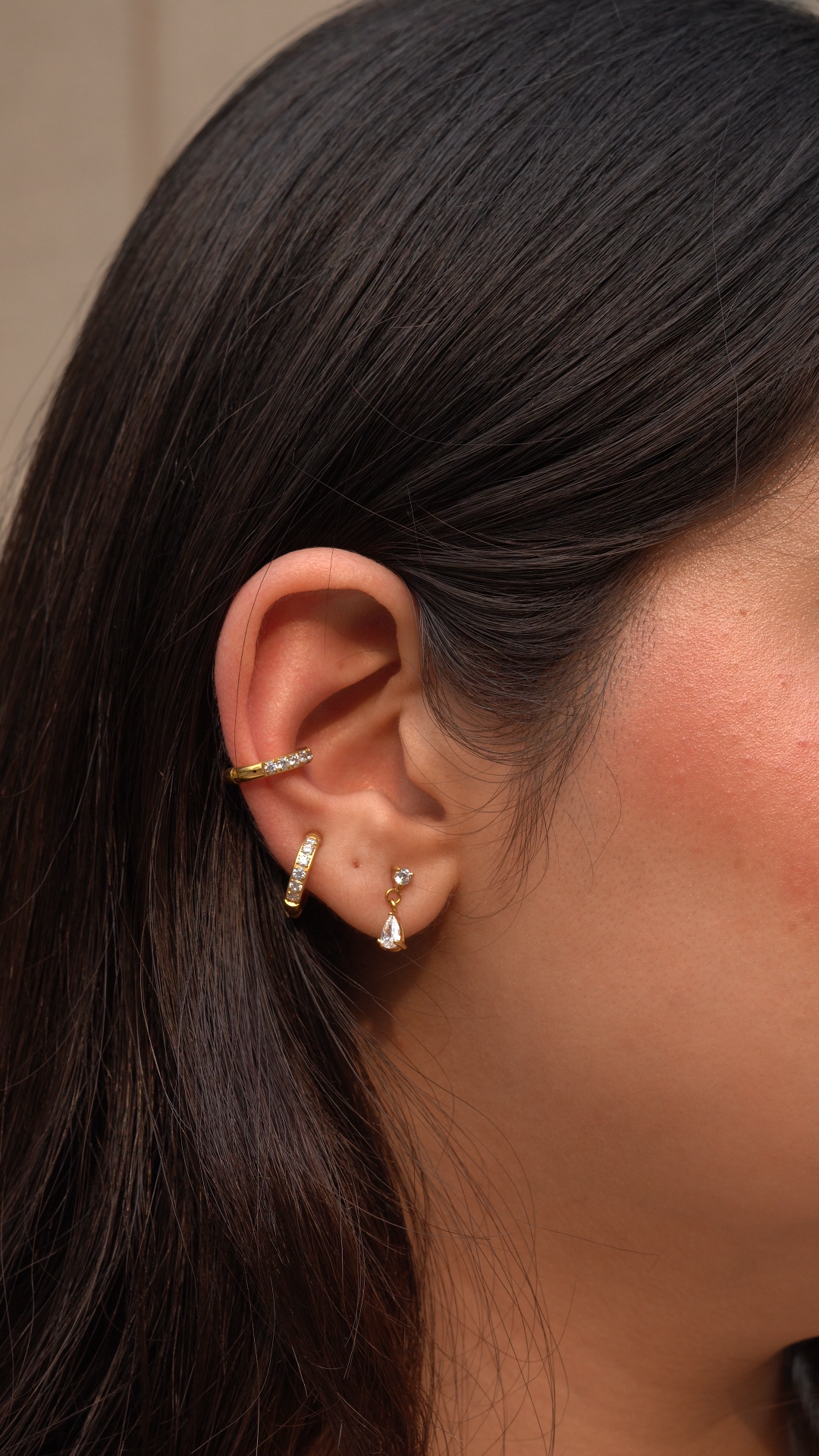 COMBO 13 + 15 MM NO PIERCING ADDICT EARCUFFS - 18K GOLD PLATED + White + Multi Timeless Regal Huggies (Copy)